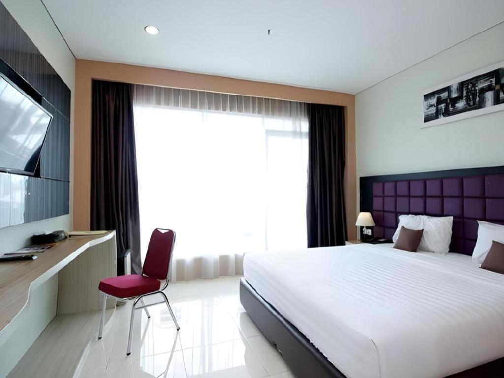 Asoka Luxury Hotel Bandar Lampung Exterior foto