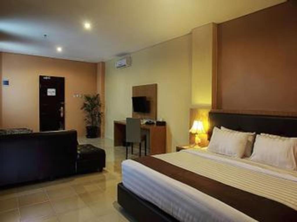 Asoka Luxury Hotel Bandar Lampung Exterior foto